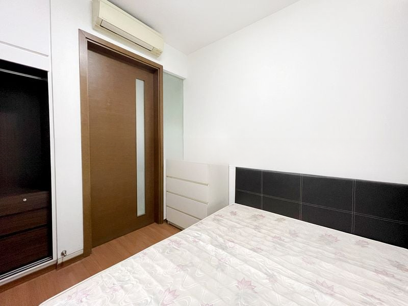 CENTRA LOFT 7