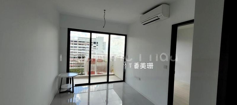 RIVERFRONT RESIDENCES 6