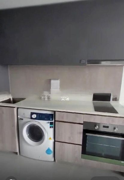 RIVERFRONT RESIDENCES 2