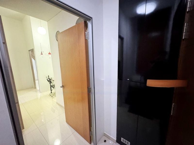 THE PROMENADE@PELIKAT 7