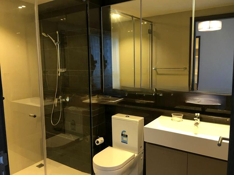 Q BAY RESIDENCES 2