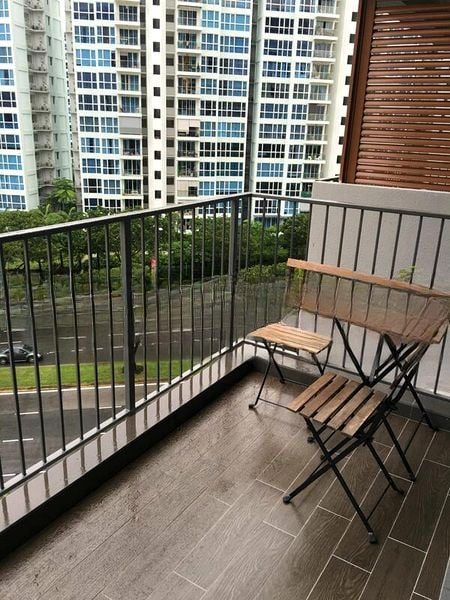 Q BAY RESIDENCES 1
