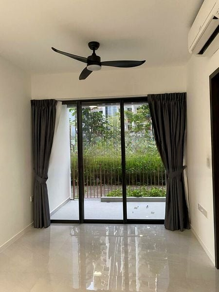 RIVERFRONT RESIDENCES 2