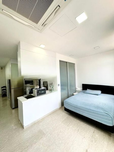 HERITAGE EAST 9