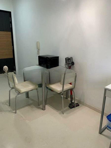 38 I SUITES 4