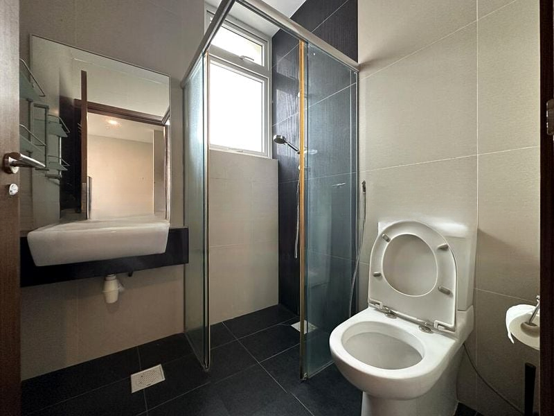 EASTWOOD REGENCY 4