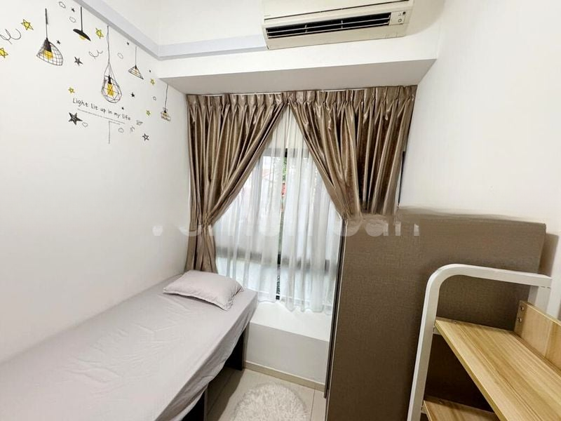 THE PROMENADE@PELIKAT 9