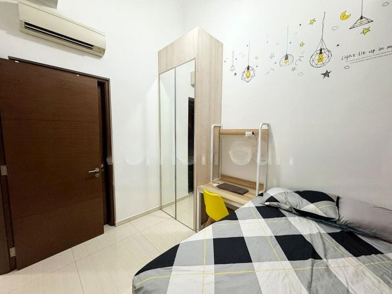 THE PROMENADE@PELIKAT 10