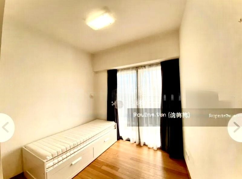 MARINA BAY RESIDENCES 4