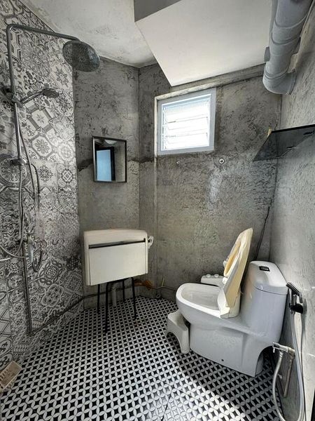 JURONG EAST ST 21 14