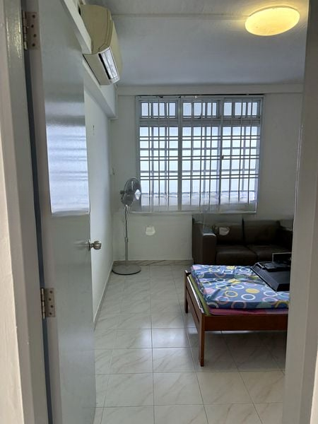 SERANGOON NTH AVE 1 8