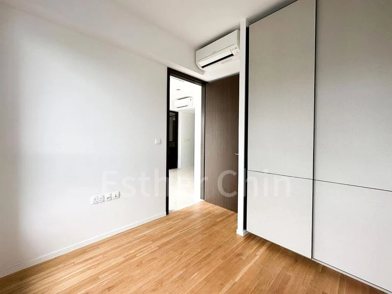 AVENUE SOUTH RESIDENCE 7