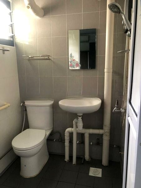 BEDOK RESERVOIR RD 5