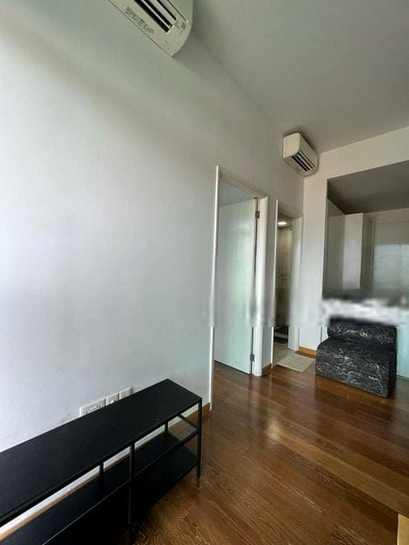 KINGSFORD . HILLVIEW PEAK 2