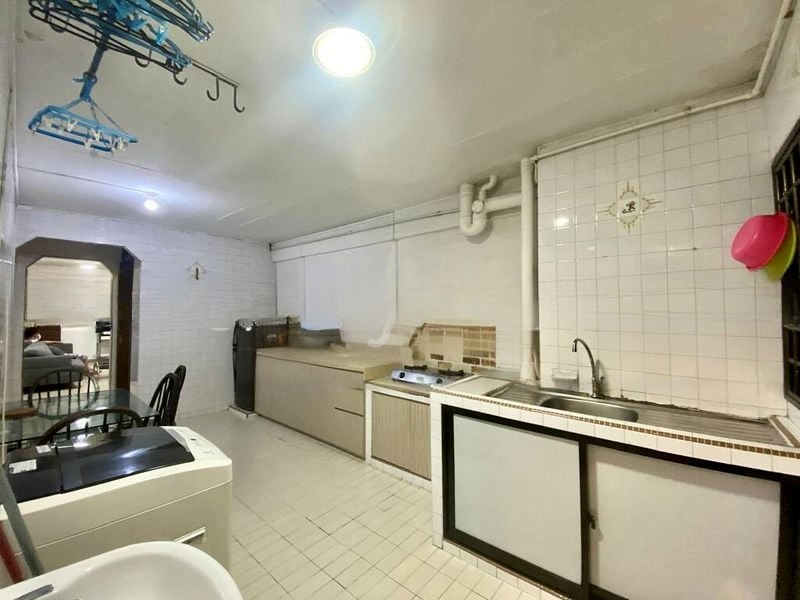 POTONG PASIR AVE 1 7