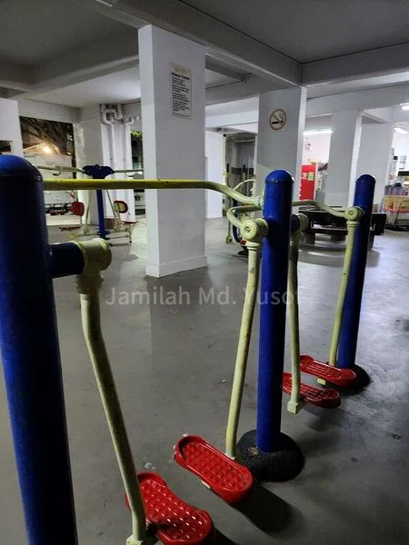 JURONG EAST ST 21 10