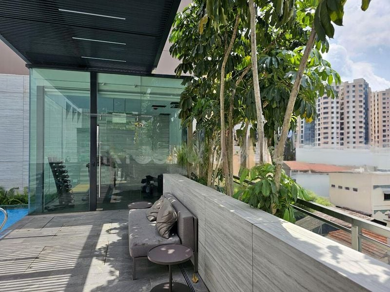 SIXTEEN35 RESIDENCES 1
