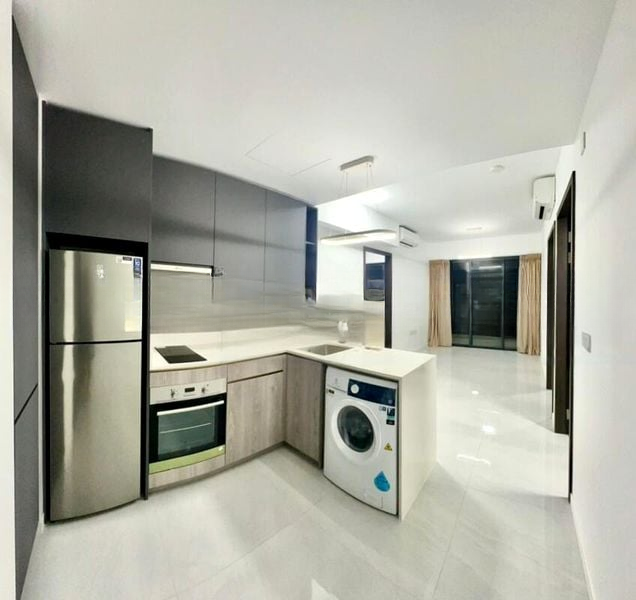RIVERFRONT RESIDENCES 2