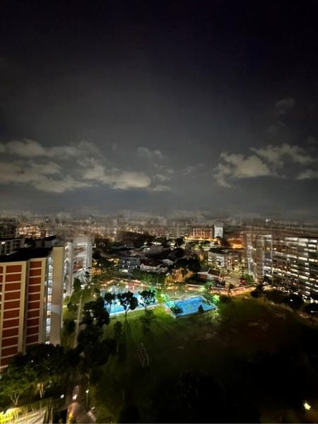 RIVERFRONT RESIDENCES 9