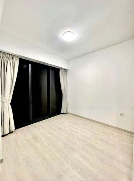 RIVERFRONT RESIDENCES 3