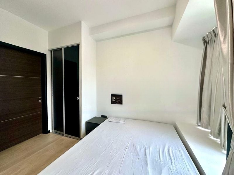 CRYSTAL HEIGHTS 10