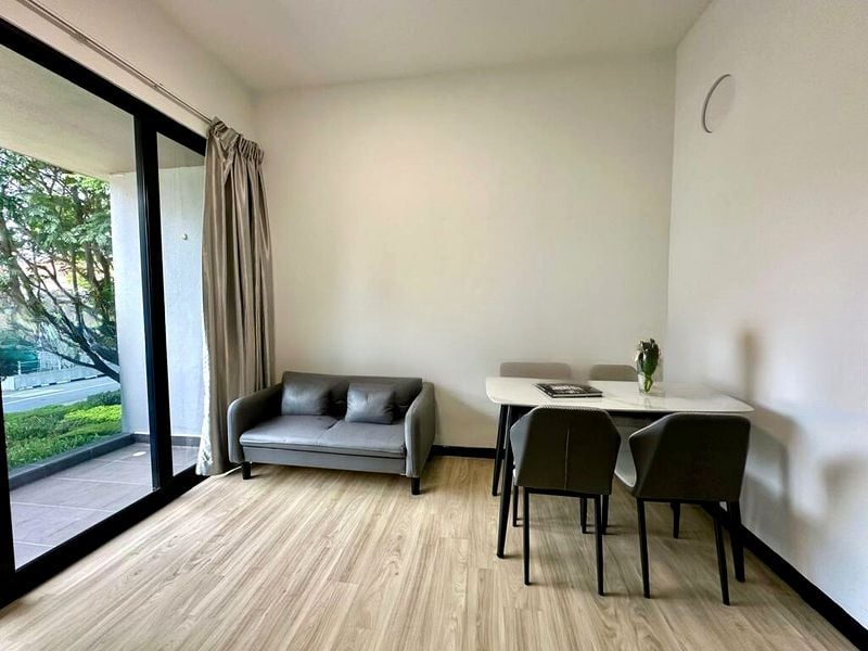 CRYSTAL HEIGHTS 11