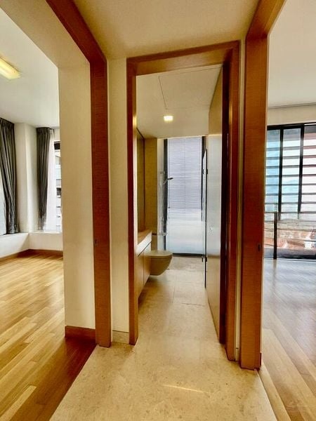 URBAN SUITES 14