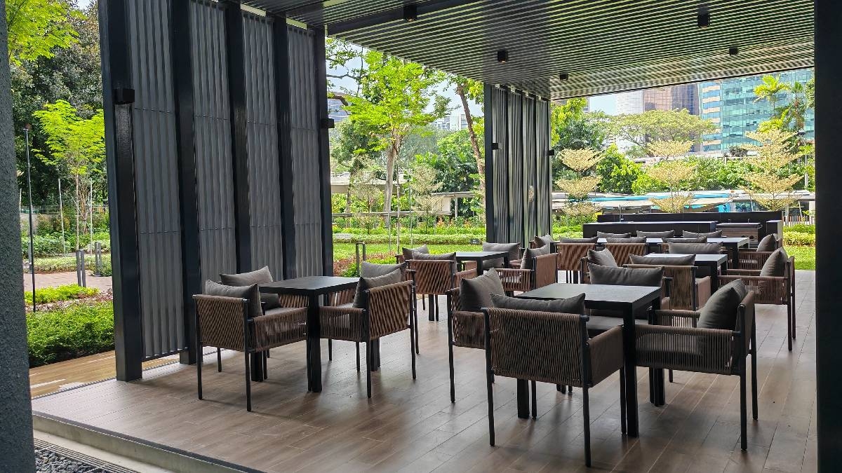 PULLMAN RESIDENCES NEWTON 18