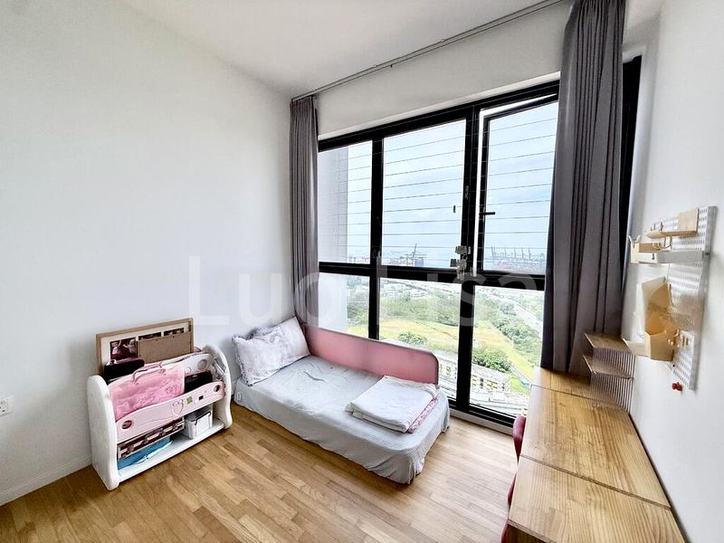 AVENUE SOUTH RESIDENCE 9