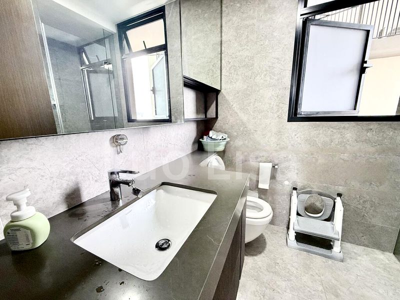 AVENUE SOUTH RESIDENCE 15