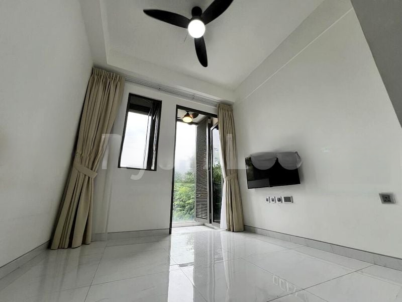PARK 1 SUITES 14