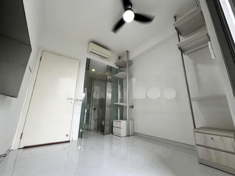 PARK 1 SUITES 11