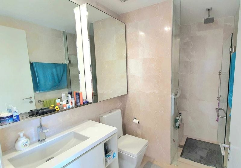 KINGSFORD . HILLVIEW PEAK 5