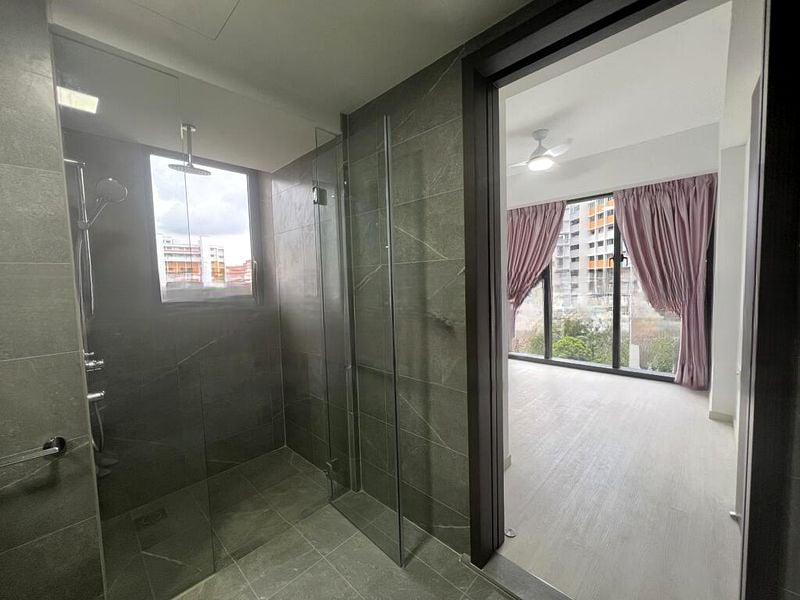 RIVERFRONT RESIDENCES 2