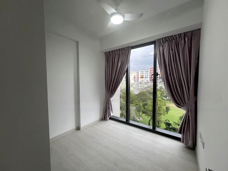 RIVERFRONT RESIDENCES 3