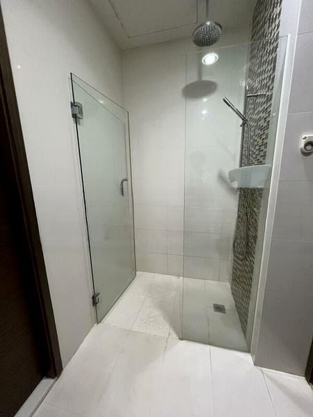 SUITES DE LAUREL 5