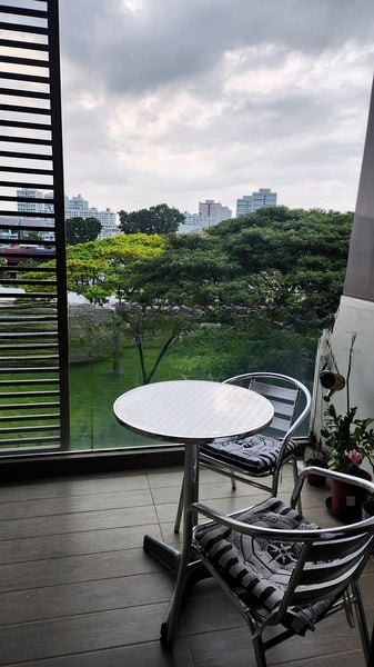 THE SEAWIND 5