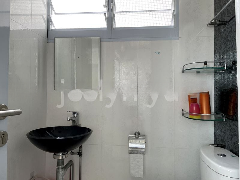 BT BATOK EAST AVE 5 6