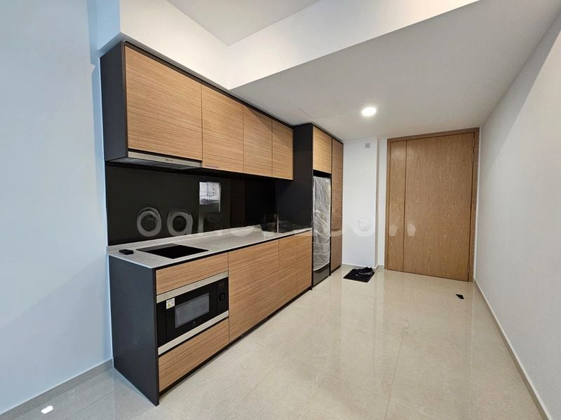 MIDWOOD 11
