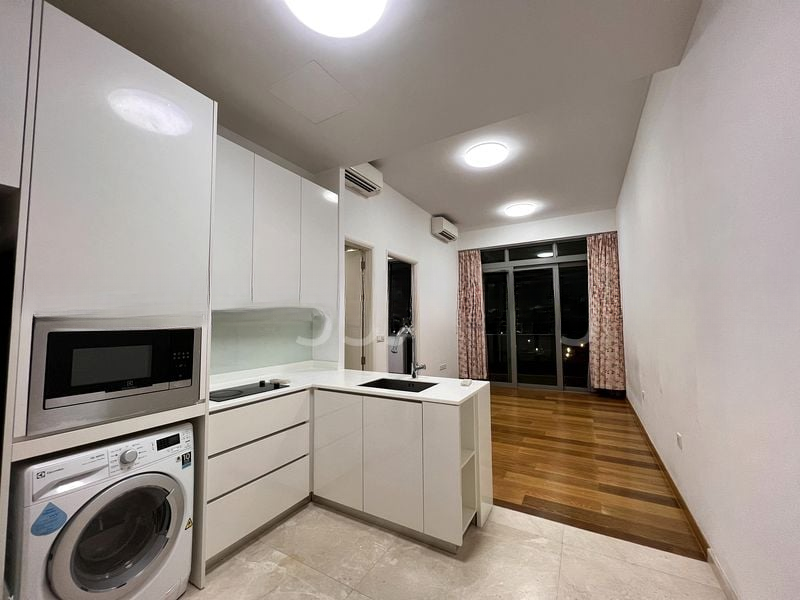 KINGSFORD . HILLVIEW PEAK 5