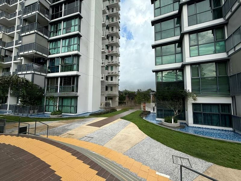 KINGSFORD WATERBAY 8