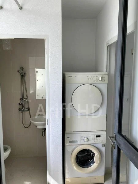 HOLLAND RESIDENCES 4