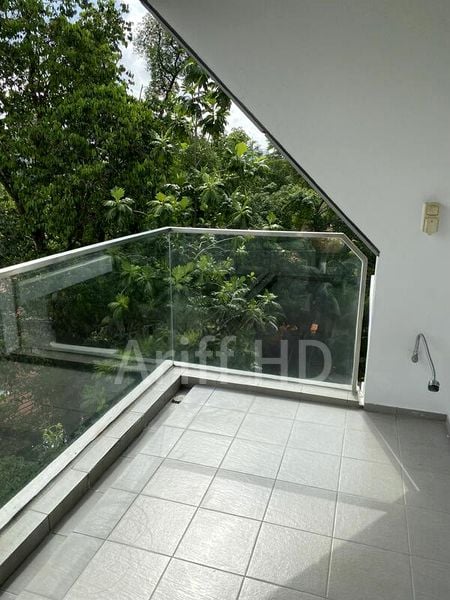 HOLLAND RESIDENCES 8