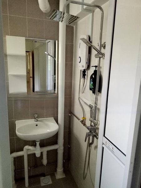 BEDOK RESERVOIR RD 6