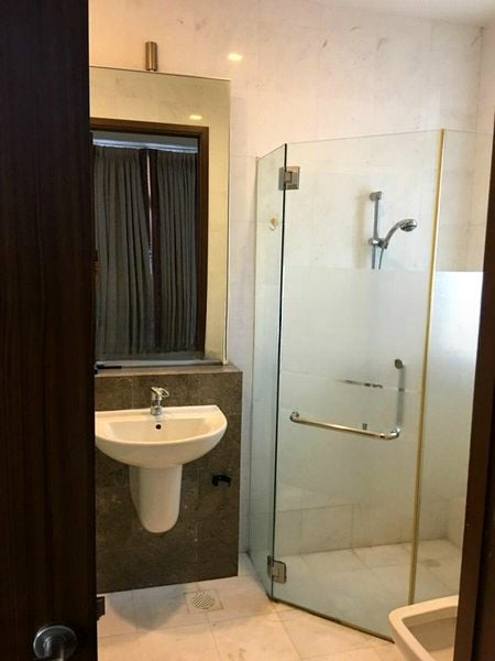 MANDALE HEIGHTS 5