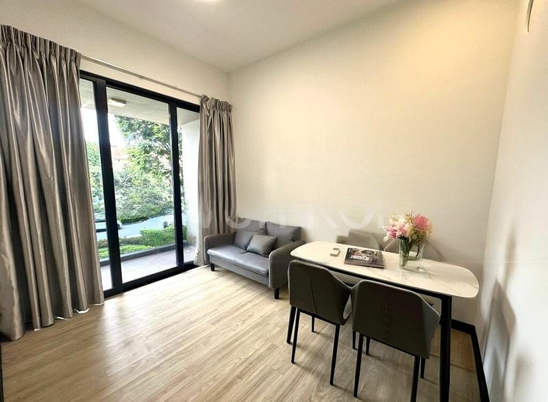 CRYSTAL HEIGHTS 8