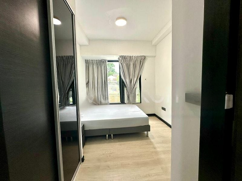 CRYSTAL HEIGHTS 11