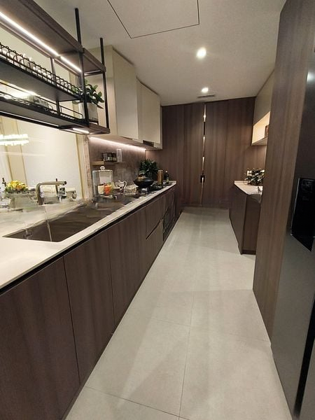 LENTOR CENTRAL RESIDENCES 4