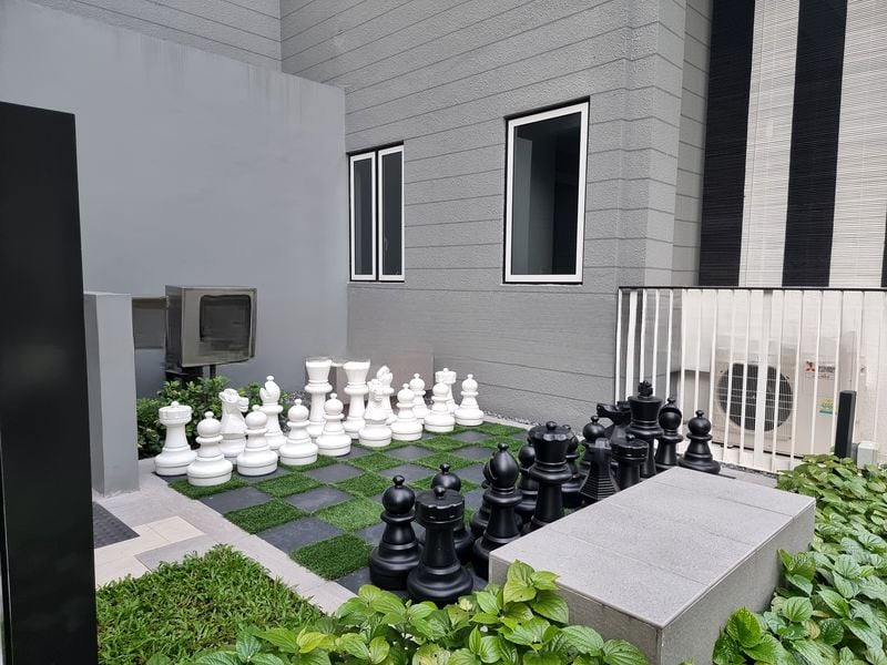 THE VERANDAH RESIDENCES 8