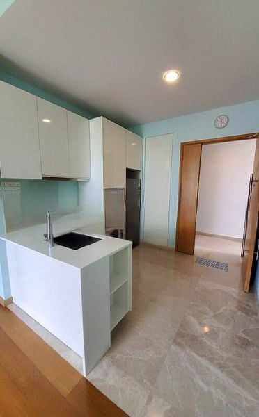 KINGSFORD . HILLVIEW PEAK 4